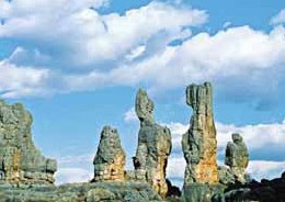 Towering grandeur of Naigu stone forest in Yunnan