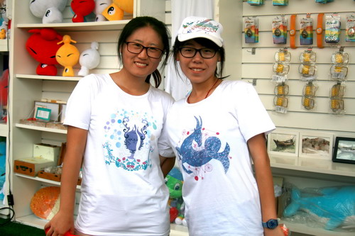 Festival souvenir T-shirts