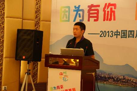 Online media reporters head for Sichuan