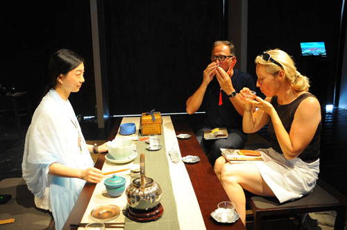 Nanjing exhibits art creations in Milan