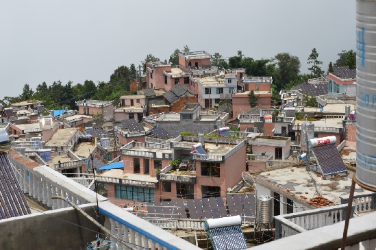 漢能光伏扶貧助力精準(zhǔn)脫貧 九省區(qū)貧困人口用上薄膜發(fā)電