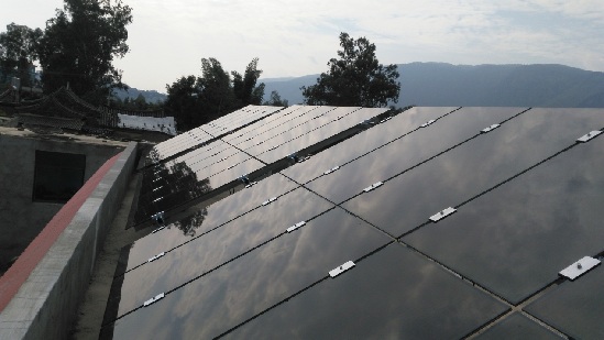 漢能為云南200戶貧困家庭安裝太陽能電站