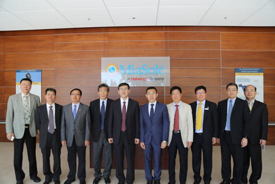 科技部副部長陰和俊訪問美國硅谷漢能子公司