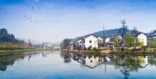 Jiangsu media tour arrives in Shitang village