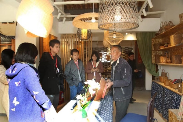 Changzhou village combines modern, traditional expertise