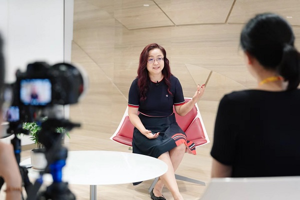 Companies partner up to boost Siming's development