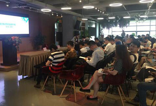 Liangjiang offer courses on start-ups