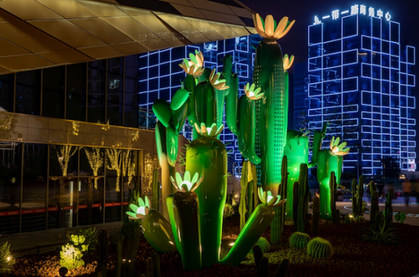 Belt and Road themed street opens in Liangjiang