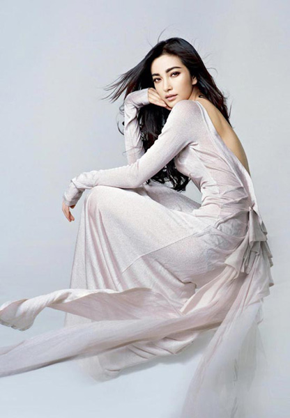 Li Bingbing's latest photo shoot