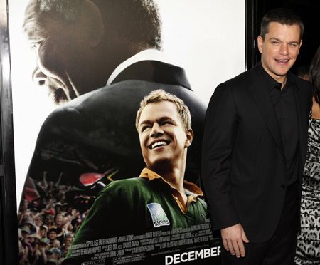 Celebs arrive at L.A. premiere of Clint Eastwood's film