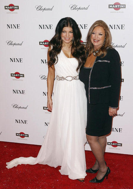 Nicole Kidman,Cruz and Hudson arrive at the premiere of the film