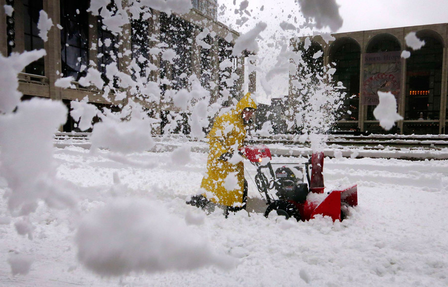 US East Coast buried in snow