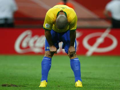 Brazil's Ronaldo
reacts to his team's loss to France after their World Cup 2006 quarter-final soccer match in Frankfurt July 1, 2006.