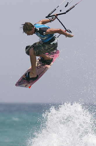 Youri Zoon of Netherlands goes airborne while competing in the freestyle event of the PKRA Kiteboarding Grand Prix in the Spain's Canary Island of Fuerteventura, August 3, 2006. 