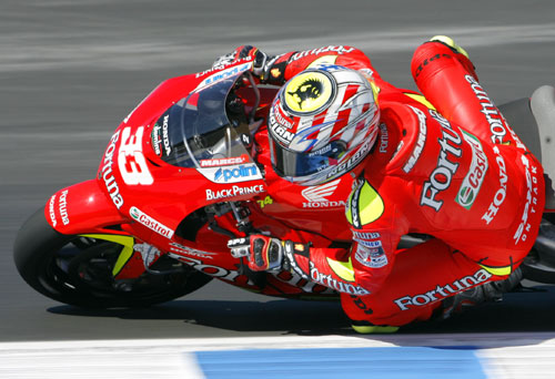 MotoGP qualifying session