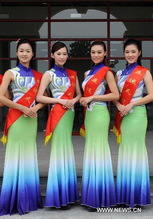 Volunteers for Asian Games receive training