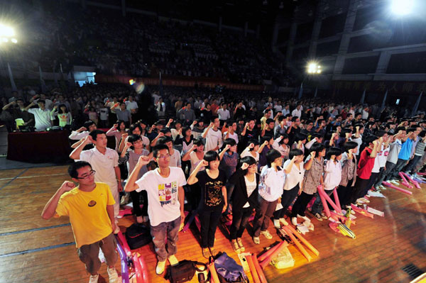 Volunteer oath of service for Asiad