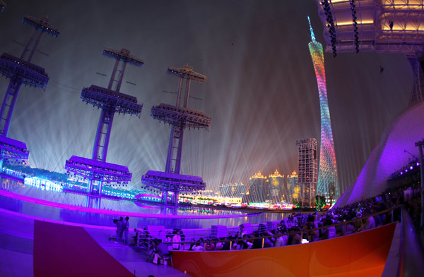 Guangzhou raises curtain on Asian party