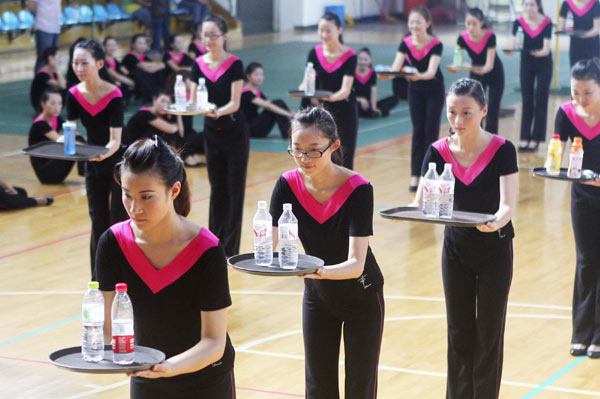 About 275 volunteer hostesses, mainly university students in Zhejiang province, have undergone a week-long professional training program for the games. The hostesses will serve in medal awarding ceremony, and guest reception and guiding during the 9-day event, to be held from Oct 11-19. Hostesses trained for 8th National Para Games