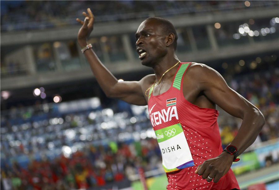 Kenya's Rudisha retains 800m title