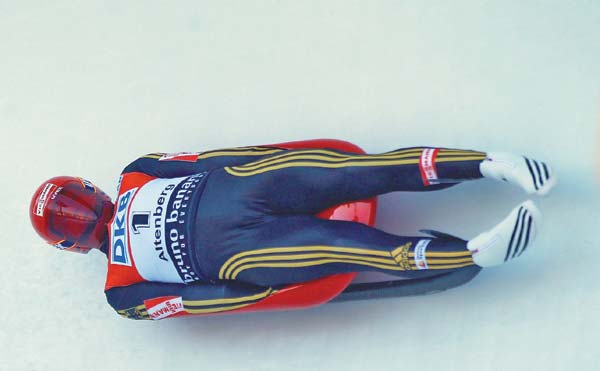 Luge tries to move on from Vancouver tragedy