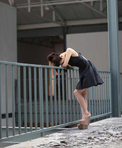 Olympic shooting champion Du Li