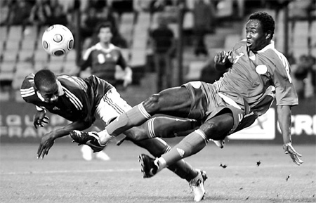 Nigeria give Domenech the blues, and fans the boos