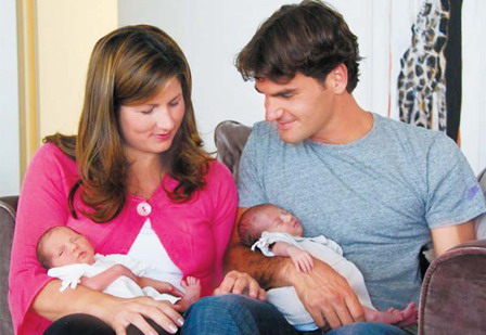 First photo of Federer's twins on Facebook