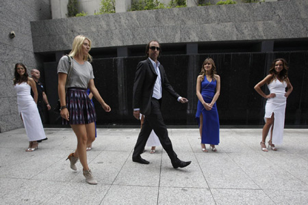 Sharapova has designs on fashion career