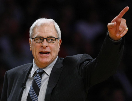 Jackson sets Lakers record for coaching wins