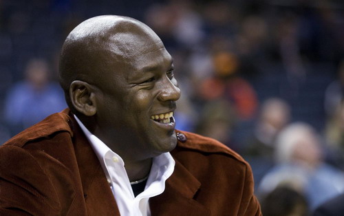 Jordan's bid for Bobcats approved by NBA board