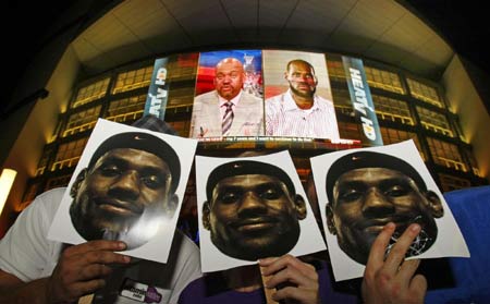 LeBron James makes his pick: He's going to Miami