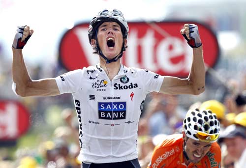 Armstrong concedes failure in Tour de France