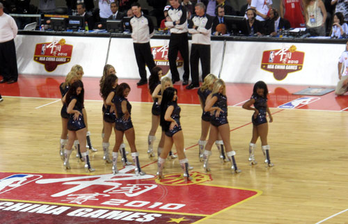 Yao's Chinese return meets with mixed reviews