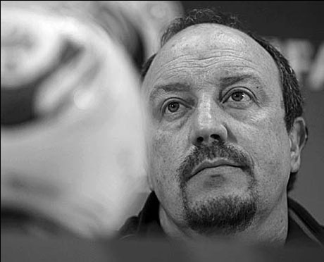 Benitez still Inter Milan's coach, says Moratti