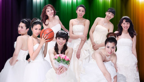 Basketballers ditch uniforms for glam photo shoot Basketballers ditch uniforms for glam photo shoot