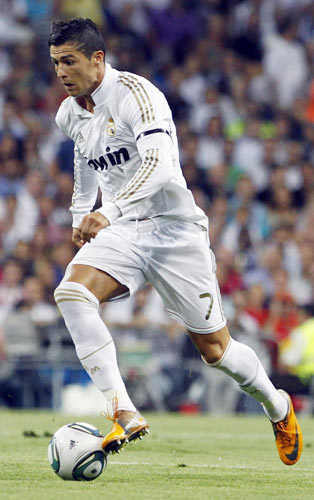 Messi fires Barca to dramatic Super Cup win Messi fires Barca to dramatic Super Cup win