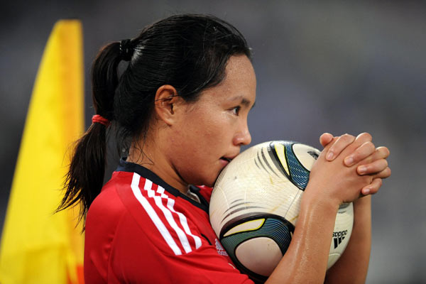 Host China draw scoreless with South Korea Host China draw scoreless with South Korea