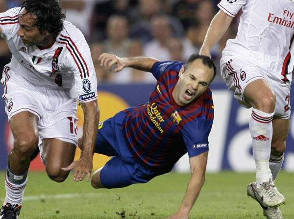 AC Milan snatch 2-2 draw at holders Barcelona AC Milan snatch 2-2 draw at holders Barcelona