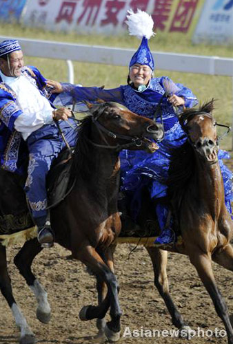 'Girl chasing' turns to culture show at ethnic games 'Girl chasing' turns to culture show at Ethnic Games