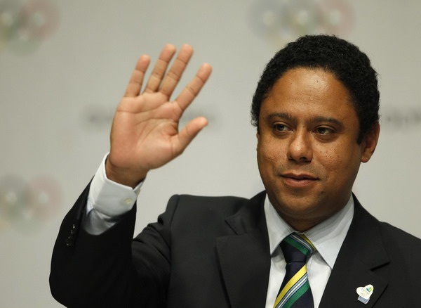 Brazil's Minister of Sport Orlando Silva attends a news conference after the Rio de Janeiro bid committee presented the city of Rio de Janeiro's candidature for the 2016 Olympic Games to IOC members during the 121st IOC session in Copenhagen in this October 2, 2009 file photo. Brazilian sports minister quits over scandal