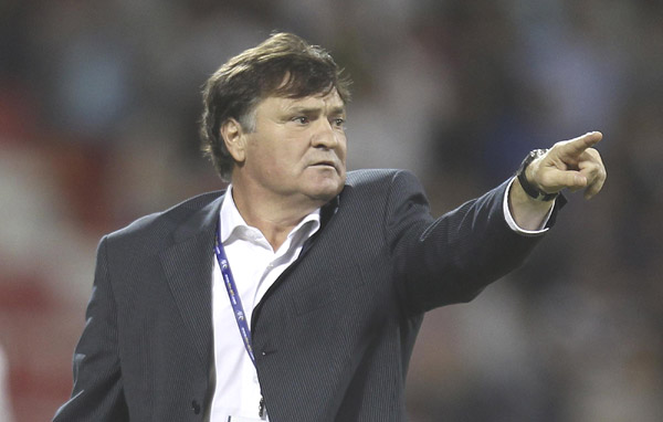 Camacho's job now is training Chinese coaches Camacho's job now is training Chinese coaches