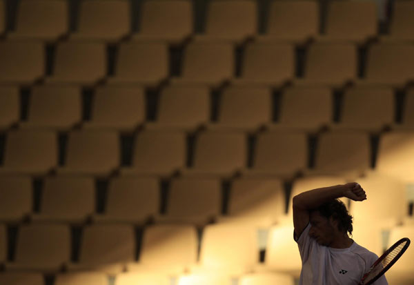 Fatigue among Spain's players could help a well-prepared Argentina spring a surprise at this week's Davis Cup final in Seville. Spanish fatigue offers Davis Cup hope to Argentina