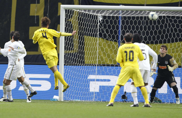 Brazil striker Neymar scored a sublime opening goal as he inspired Santos to an exciting 3-1 victory over Japan's Kashiwa Reysol in a Club World Cup semi-final in Toyota on Wednesday. Neymar propels Santos into club world final