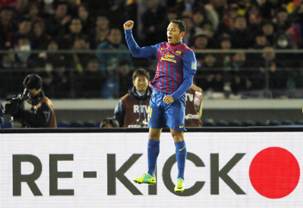 Barcelona swatted aside Qatar's Al Sadd 4-0 on Thursday to advance to the Club World Cup final, with Brazilian defender Adriano scoring twice in an embarrassingly one-sided contest. Barca overpower Al Sadd to set up Santos final