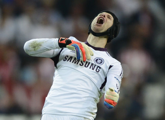 Drogba fires Chelsea to Champions League glory