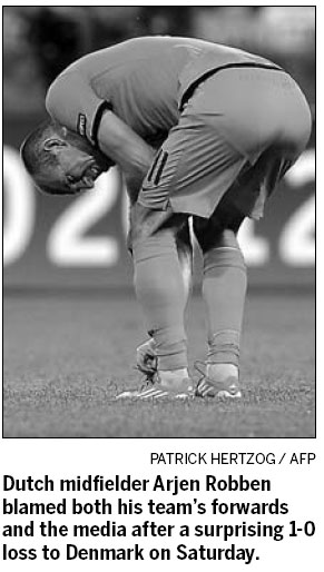 The pointing of the fingers is under way