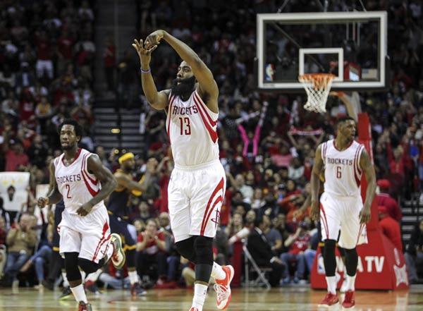 Harden's 33 points leads Rockets over Cavs 105-103
