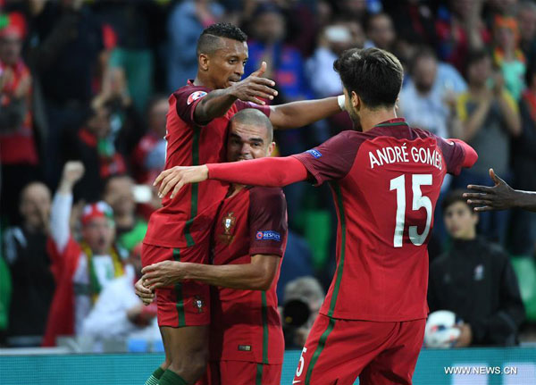 Giants Portugal held 1-1 by minnows Iceland in EURO 2016 Group F