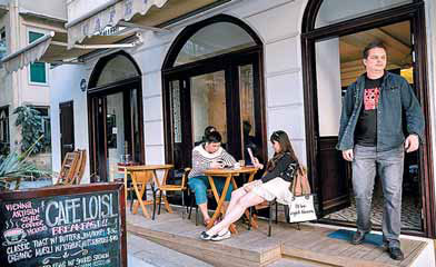 PoHo offers art for culture vultures and global foodies